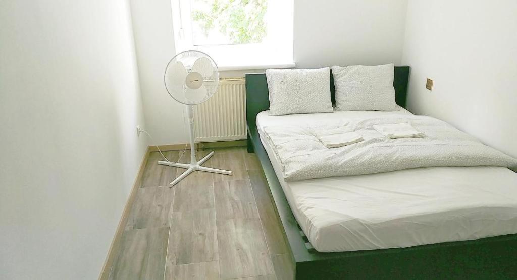 Smart Mini Hotel Wina Bagian luar foto