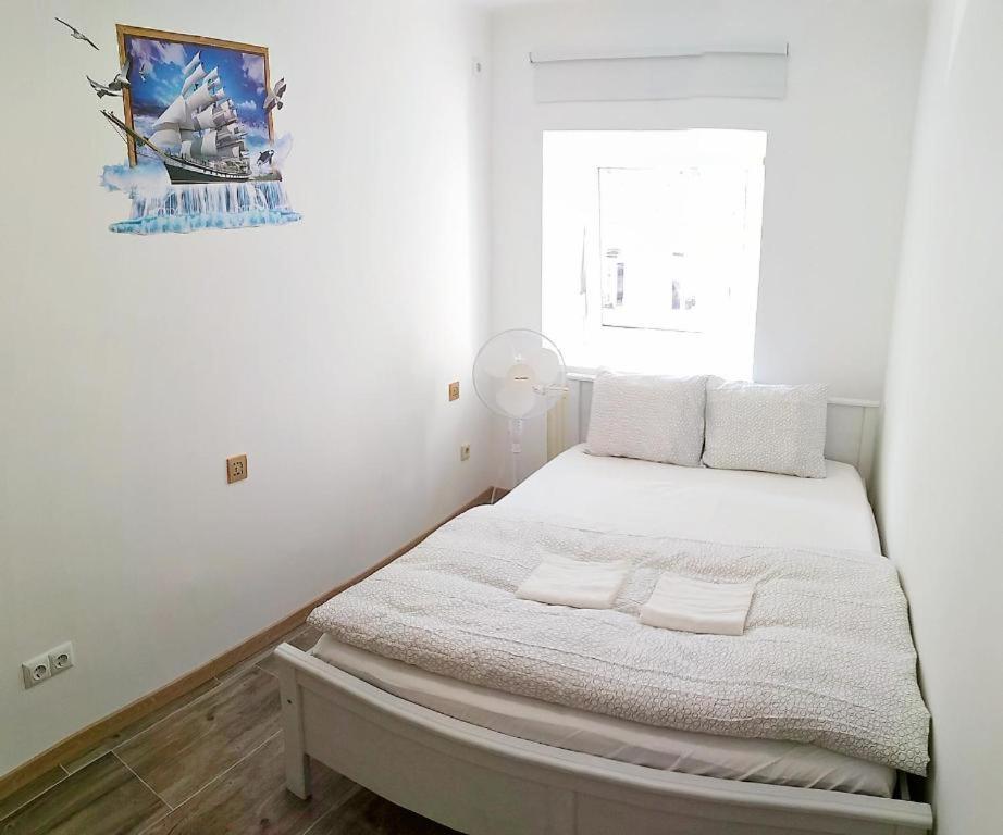 Smart Mini Hotel Wina Bagian luar foto